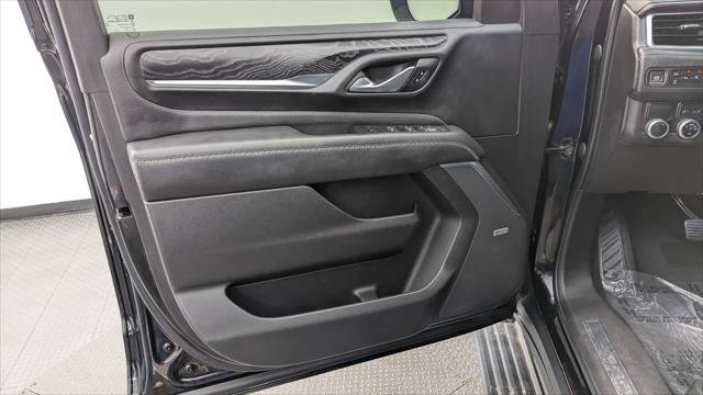 Used 2021 GMC Yukon Denali w/ Denali Premium Package RWD image 13