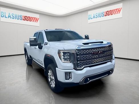 Used 2023 GMC Sierra 3500 Denali w/ Denali Ultimate Package AWD/4WD image 1