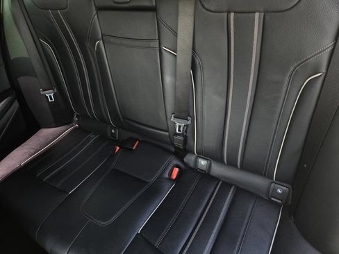 Used 2020 BMW 540i w/ Convenience Package RWD image 12