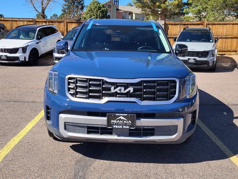 Used 2023 Kia Telluride S w/ S Sunroof Package image 5