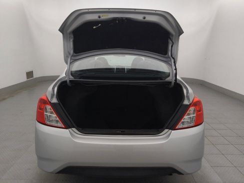 Used 2018 Nissan Versa SV w/ SV Special Edition Package FWD image 29