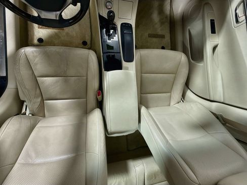 Used 2014 Lexus ES 350 w/ Luxury Package FWD image 22