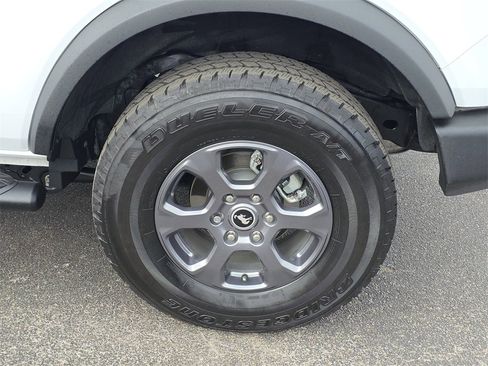 Used 2024 Ford Bronco Big Bend image 8
