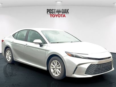 Used 2025 Toyota Camry LE