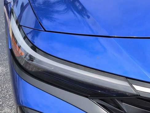 Certified 2024 Hyundai Elantra Limited FWD image 10