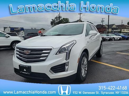 Used 2017 Cadillac XT5 Luxury w/ Driver Awareness Package AWD/4WD image 1