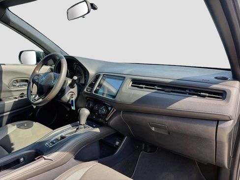 Used 2019 Honda HR-V Sport image 28