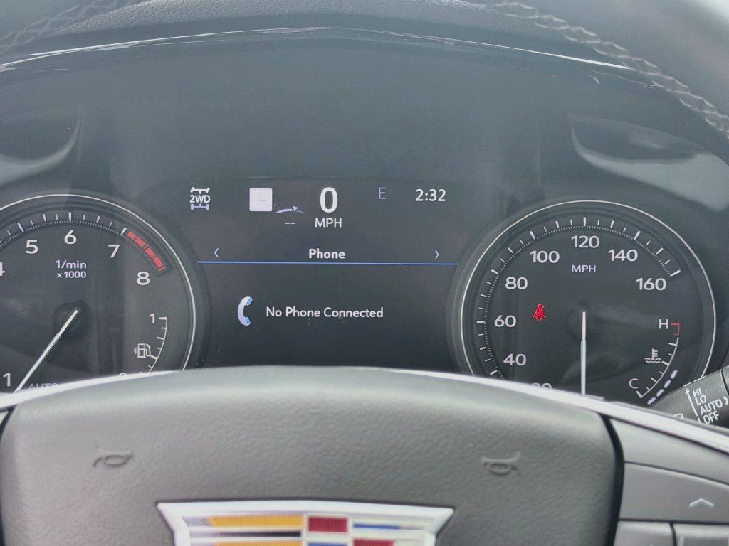 Used 2025 Cadillac XT5 Premium Luxury w/ Technology Package AWD/4WD image 12