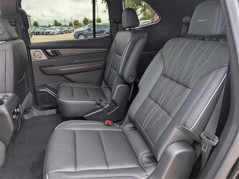 New 2026 Buick Enclave Avenir w/ Super Cruise Package image 20