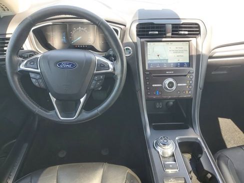 Used 2020 Ford Fusion Titanium AWD/4WD image 12