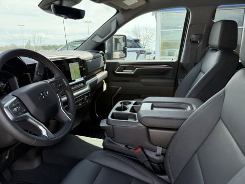 New 2026 Chevrolet Silverado 2500 LT w/ Trail Boss Package AWD/4WD image 12