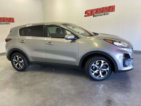 Used 2021 Kia Sportage LX FWD image 2
