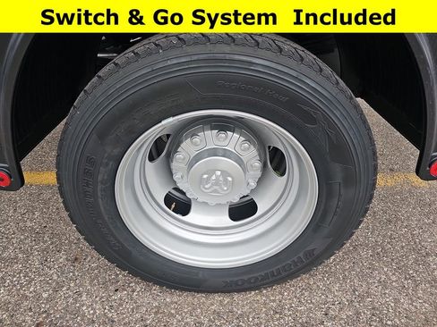 New 2024 RAM 5500 Tradesman image 37