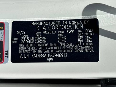 Used 2025 Kia Soul EX FWD image 17