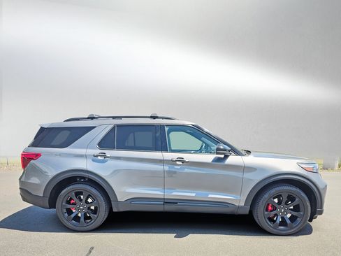 Used 2022 Ford Explorer ST w/ Equipment Group 401A AWD/4WD image 6