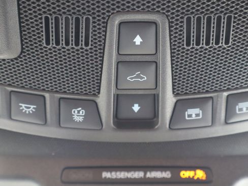 Used 2024 Ford Expedition Limited image 29