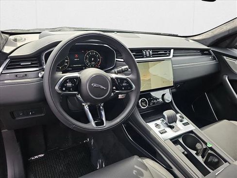 New 2026 Jaguar F-PACE R-Dynamic S image 13