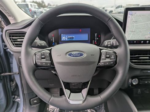 New 2024 Ford Escape SE FWD image 26
