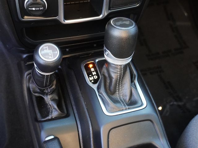 Used 2024 Jeep Wrangler Unlimited Sport AWD/4WD image 22