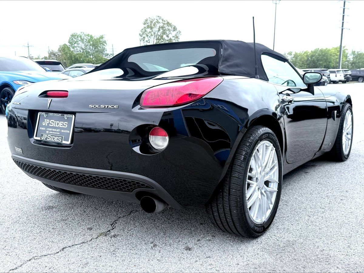 Used 2006 Pontiac Solstice Convertible w/ Power Package RWD image 5