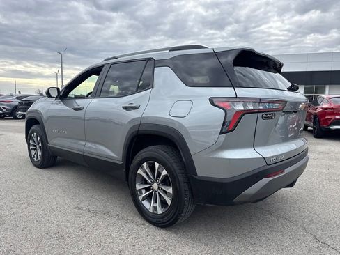 Used 2025 Chevrolet Equinox LT w/ Convenience Package II image 4