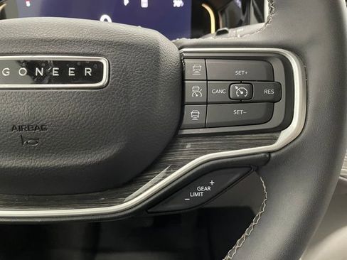 Used 2022 Jeep Wagoneer Series III w/ Convenience Group I image 23