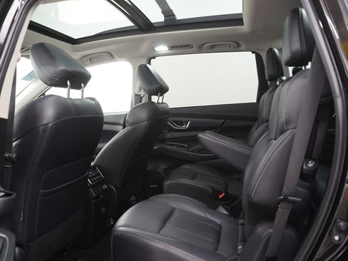 Used 2023 Subaru Ascent Limited w/ Technology Package AWD/4WD image 17