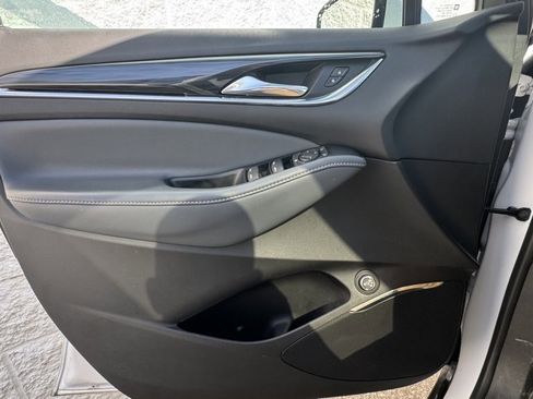 Used 2024 Buick Enclave Essence w/ Experience Buick Package image 21