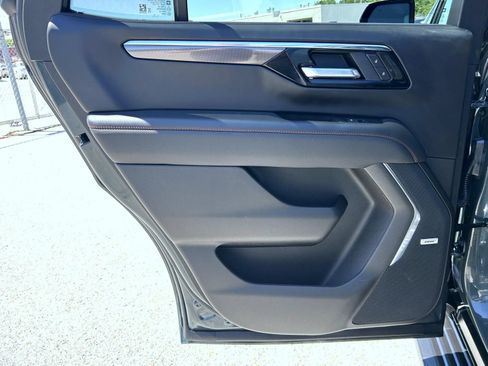 Used 2025 Chevrolet Tahoe RST w/ Comfort Package AWD/4WD image 20