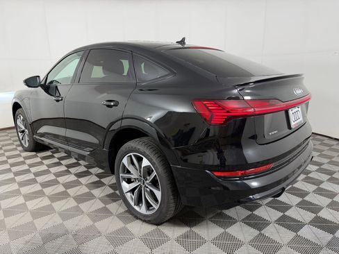 Certified 2021 Audi e-tron Premium Plus w/ Premium Plus Package AWD/4WD image 3