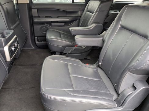 Used 2024 Ford Expedition Max XLT image 30