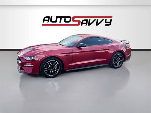 Used 2022 Ford Mustang GT Premium image 3