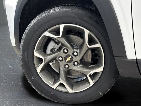 New 2026 Chevrolet Trax LT w/ Driver Confidence Package image 31