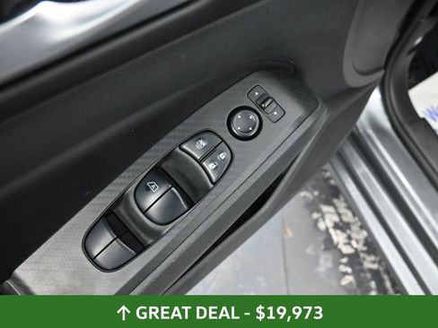 Used 2024 Nissan Altima 2.5 SV image 31