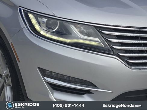 Used 2017 Lincoln MKC Reserve w/ Lincoln MKC Climate Package AWD/4WD image 9