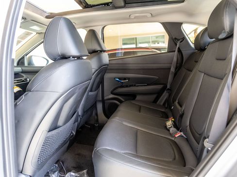 New 2025 Hyundai Tucson Limited AWD/4WD image 30