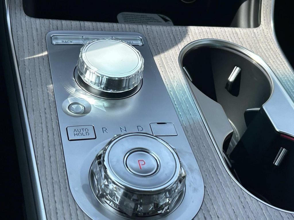 New 2027 Genesis GV80 2.5T Advanced AWD/4WD image 36