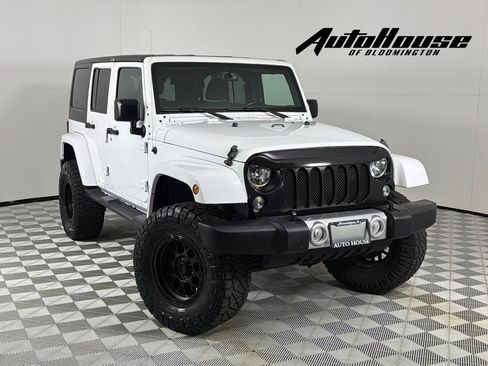 Used 2017 Jeep Wrangler Unlimited Sahara AWD/4WD image 1