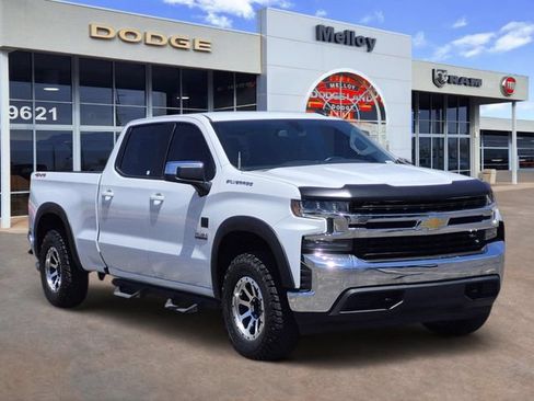 Used 2021 Chevrolet Silverado 1500 LT w/ Bed Protection Package AWD/4WD image 2