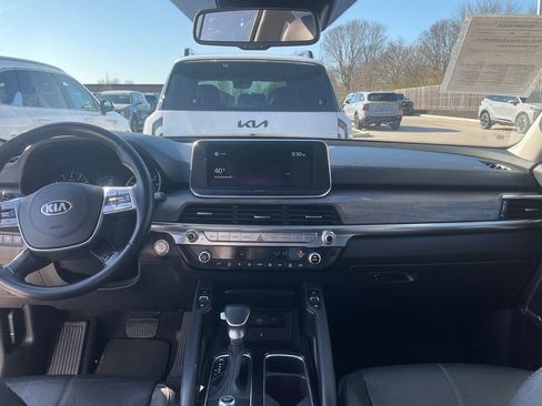 Used 2021 Kia Telluride EX w/ EX Premium Package image 14