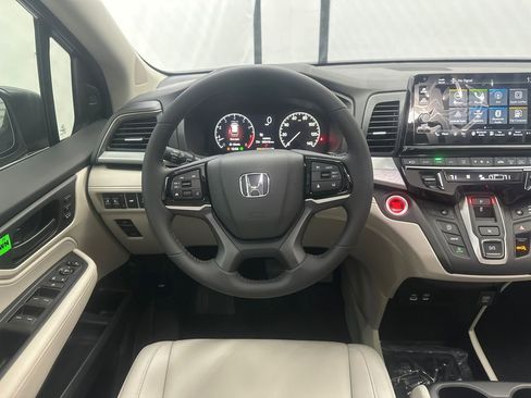 New 2026 Honda Odyssey EX-L image 25