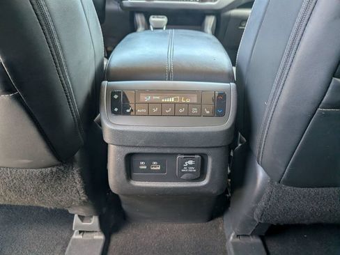Used 2023 Nissan Pathfinder Platinum w/ Lighting Package (N93) FWD image 38