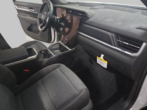 New 2026 GMC Terrain Elevation w/ Technology Package II FWD image 10