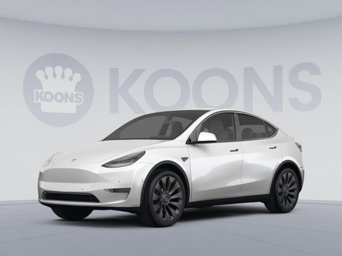 Used 2022 Tesla Model Y Performance AWD/4WD image 1