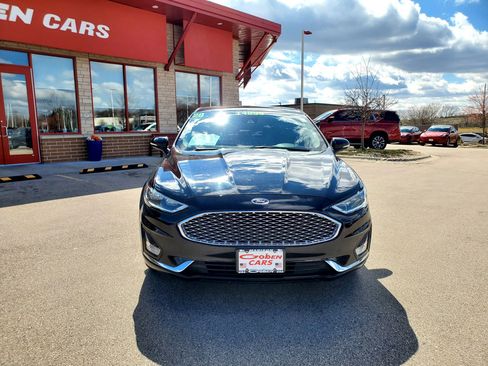 Used 2020 Ford Fusion Titanium image 2