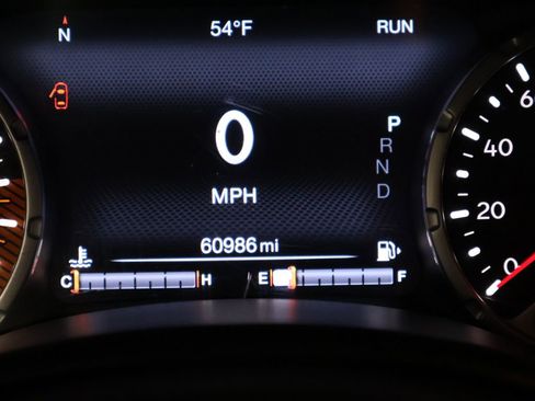 Used 2020 Jeep Renegade Trailhawk w/ Cold Weather Group image 39