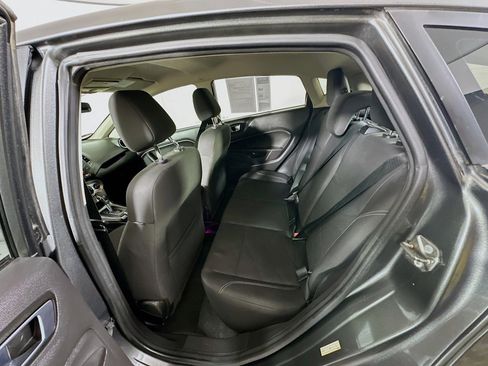 Used 2016 Ford Fiesta SE image 24