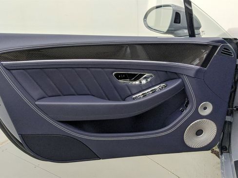 Used 2024 Bentley Continental GT V8 image 22