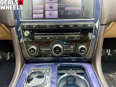 Used 2013 Jaguar XJ L Portfolio AWD/4WD image 19