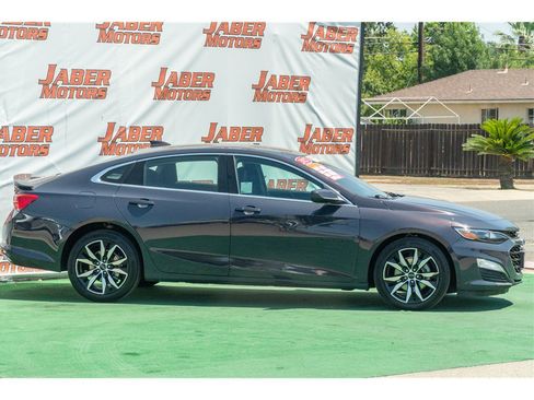 Used 2025 Chevrolet Malibu RS w/ LPO, Floor Liner Package FWD image 23